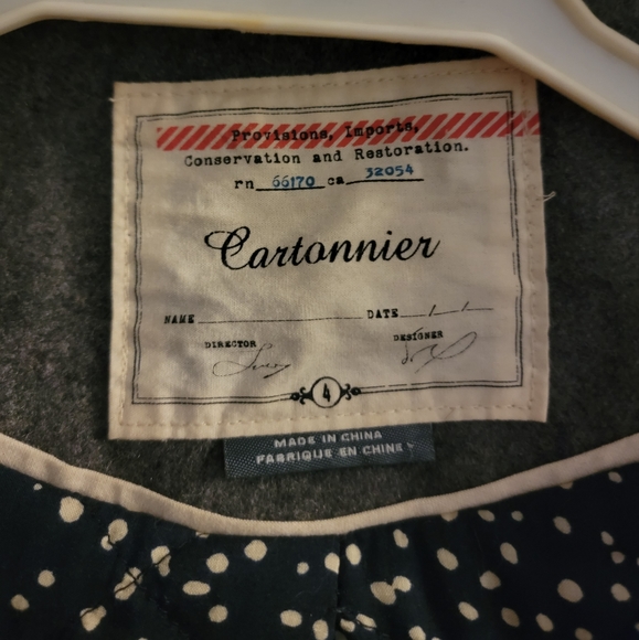 Coat - Picture 1 of 6